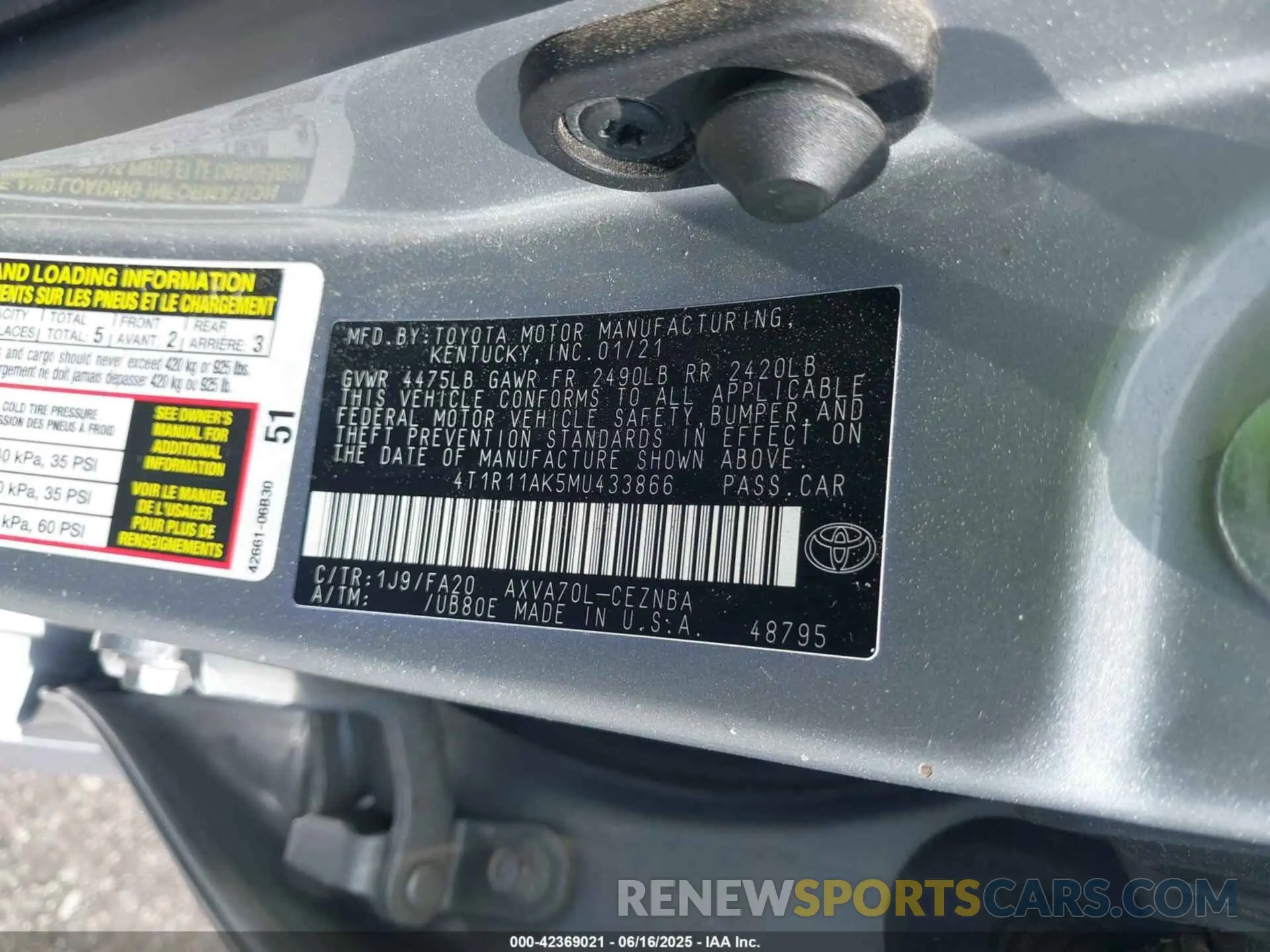 9 Photograph of a damaged car 4T1R11AK5MU433866 TOYOTA CAMRY 2021