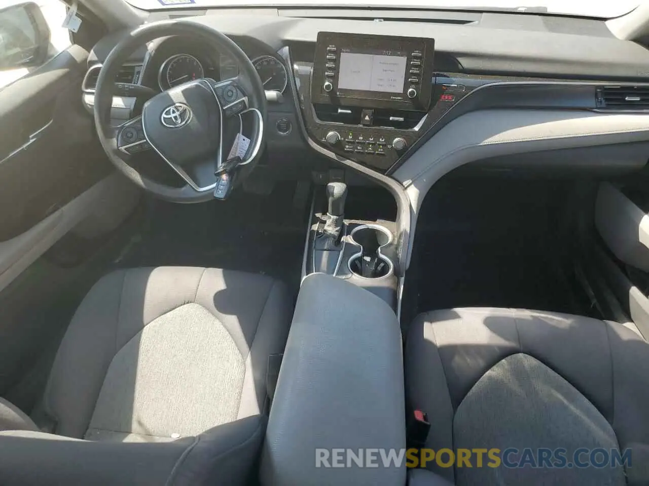 8 Фотография поврежденного автомобиля 4T1R11AKXMU578806 TOYOTA CAMRY 2021