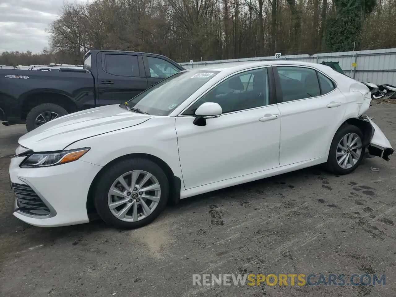 1 Фотография поврежденного автомобиля 4T1R11BK5MU020439 TOYOTA CAMRY 2021