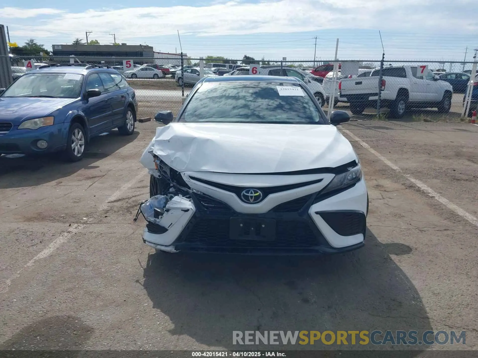 13 Photograph of a damaged car 4T1S11AK7MU460066 TOYOTA CAMRY 2021