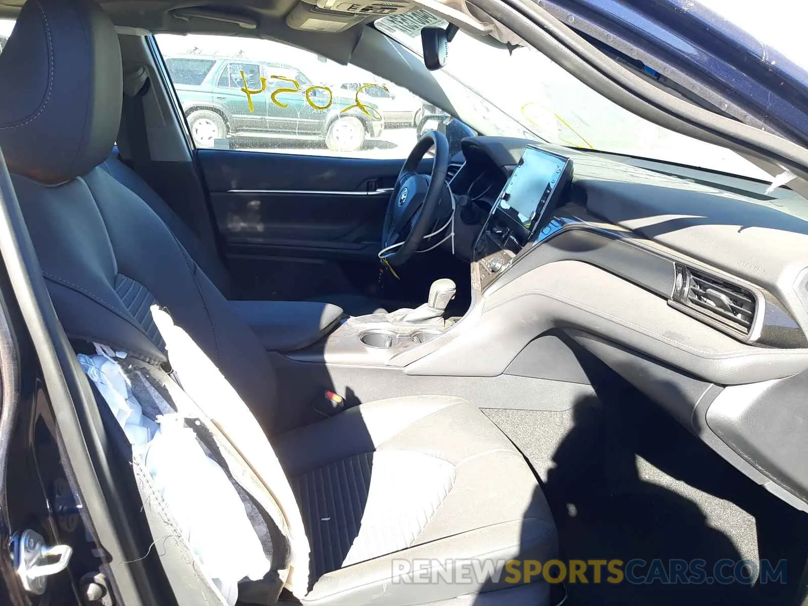 5 Photograph of a damaged car 4T1S11AK8MU613537 TOYOTA CAMRY 2021