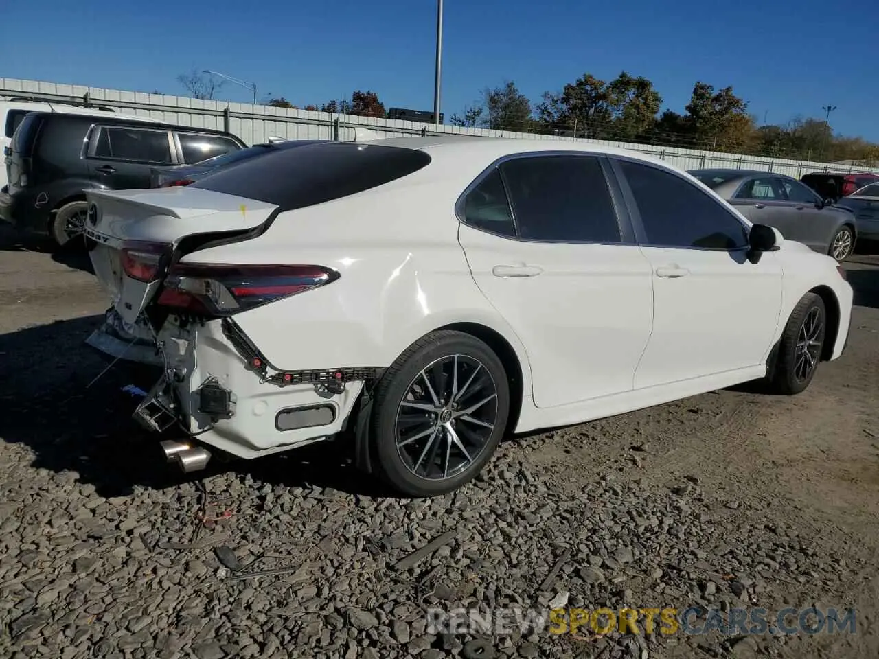 3 Фотография поврежденного автомобиля 4T1S11AKXMU590648 TOYOTA CAMRY 2021