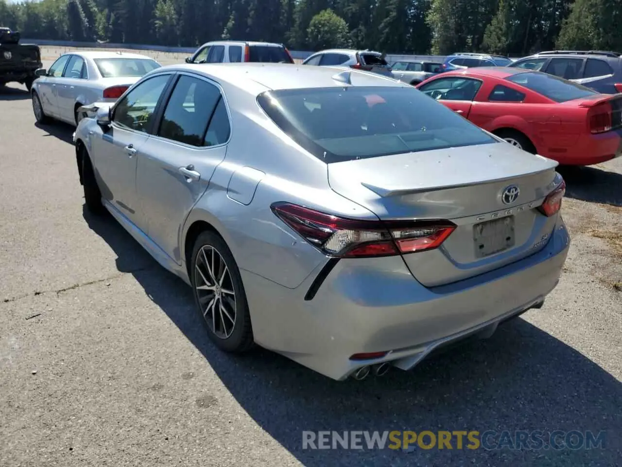 3 Фотография поврежденного автомобиля 4T1S31AK2MU557315 TOYOTA CAMRY 2021