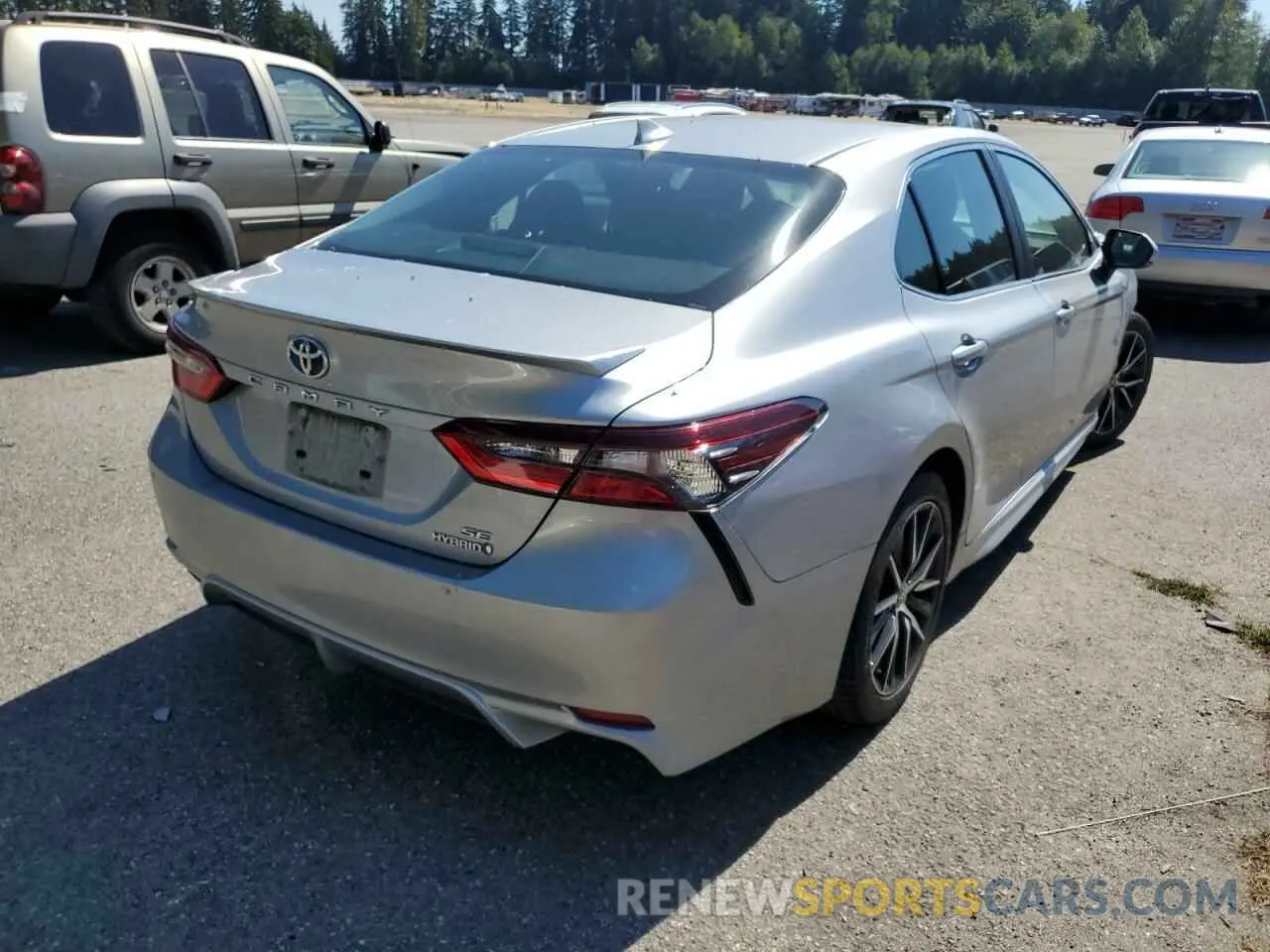 4 Фотография поврежденного автомобиля 4T1S31AK2MU557315 TOYOTA CAMRY 2021