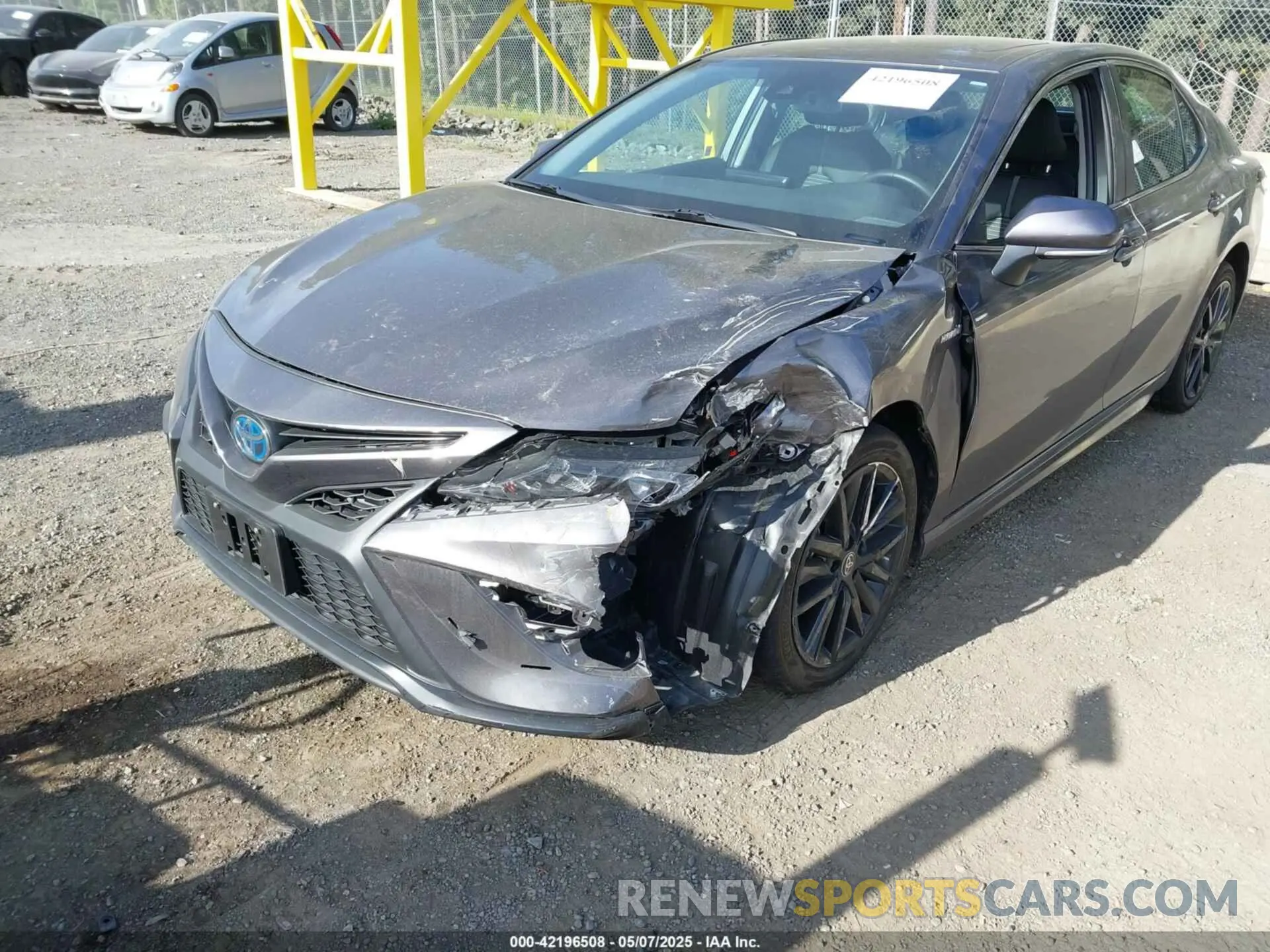 6 Photograph of a damaged car 4T1S31AK3MU568131 TOYOTA CAMRY 2021