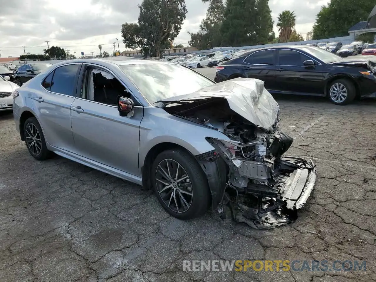4 Фотография поврежденного автомобиля 4T1T11AK0MU528759 TOYOTA CAMRY 2021