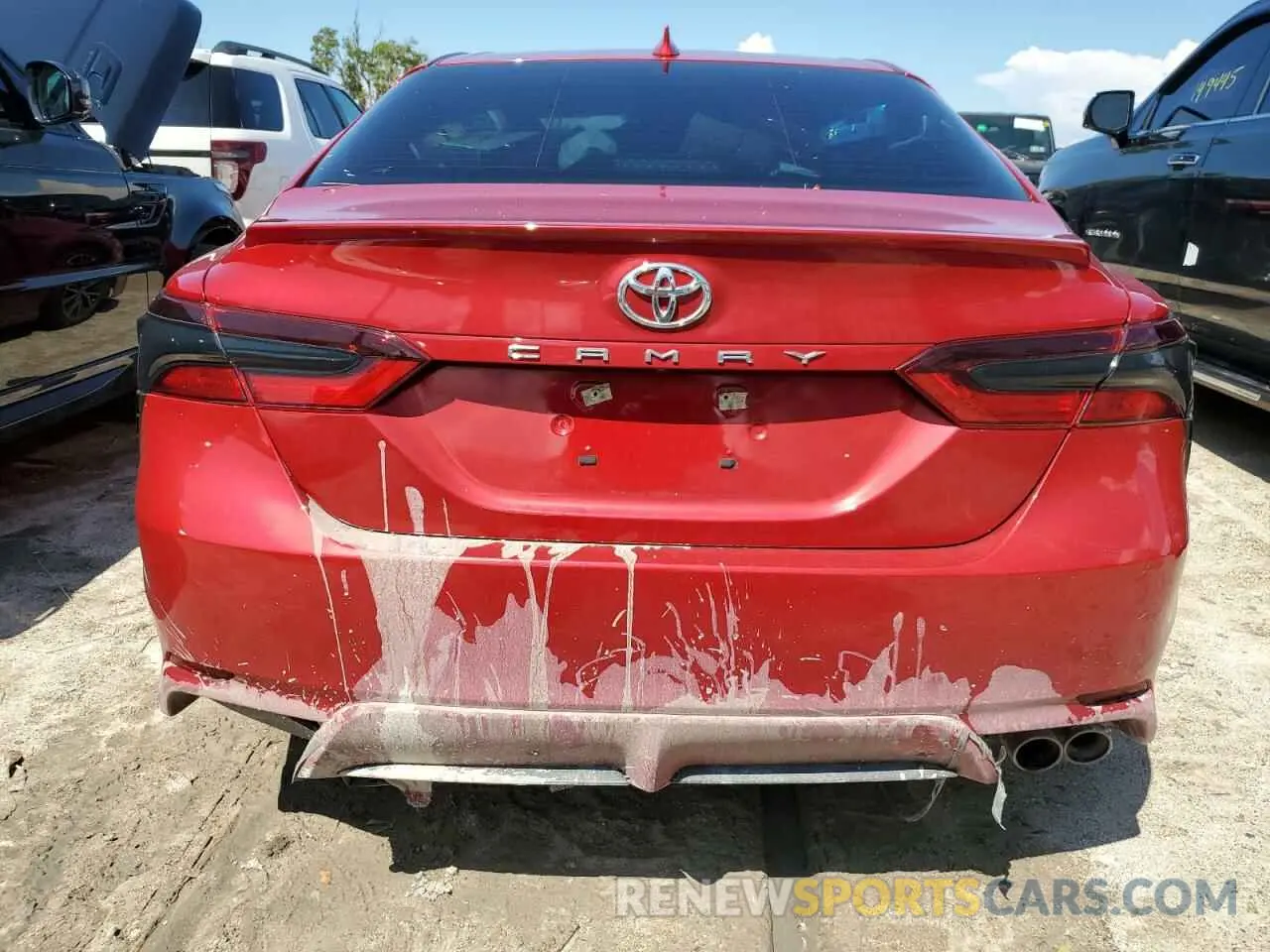 6 Photograph of a damaged car 4T1T11AK1MU405455 TOYOTA CAMRY 2021