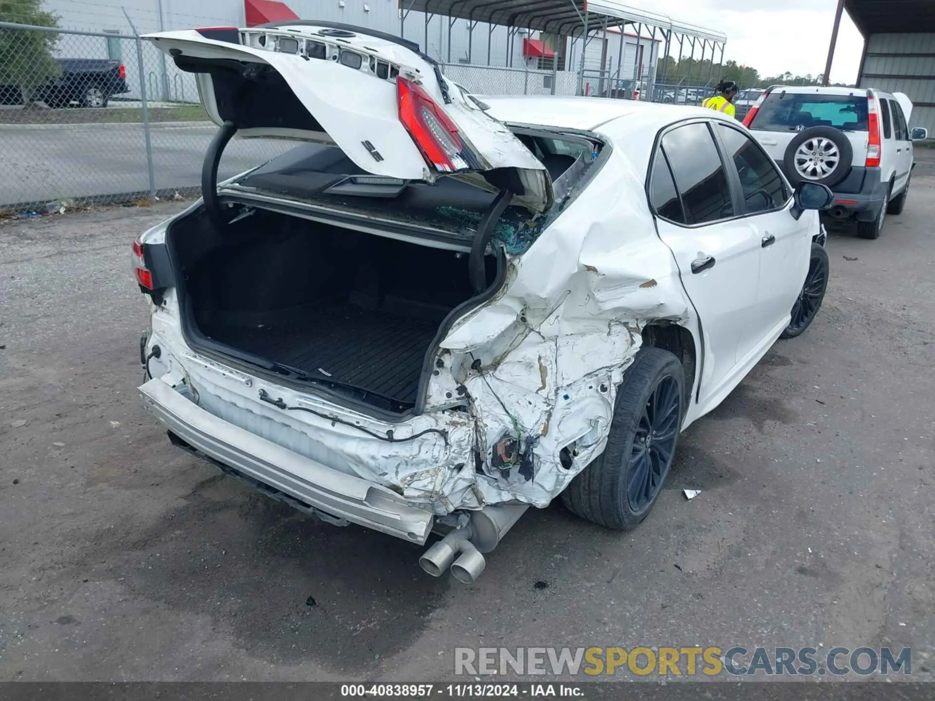 4 Photograph of a damaged car 4T1T11AK1MU443428 TOYOTA CAMRY 2021