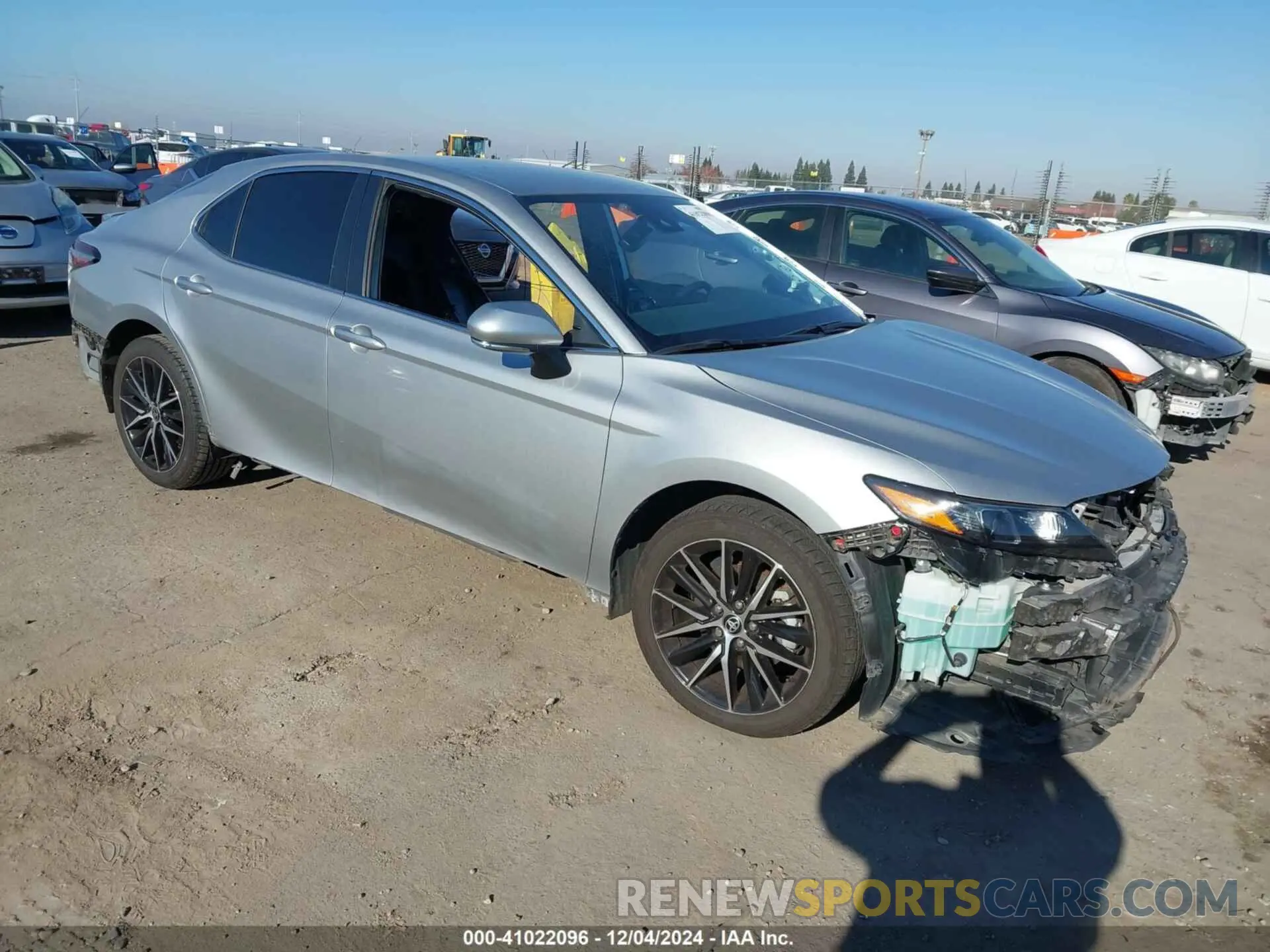 1 Фотография поврежденного автомобиля 4T1T11AK1MU485775 TOYOTA CAMRY 2021