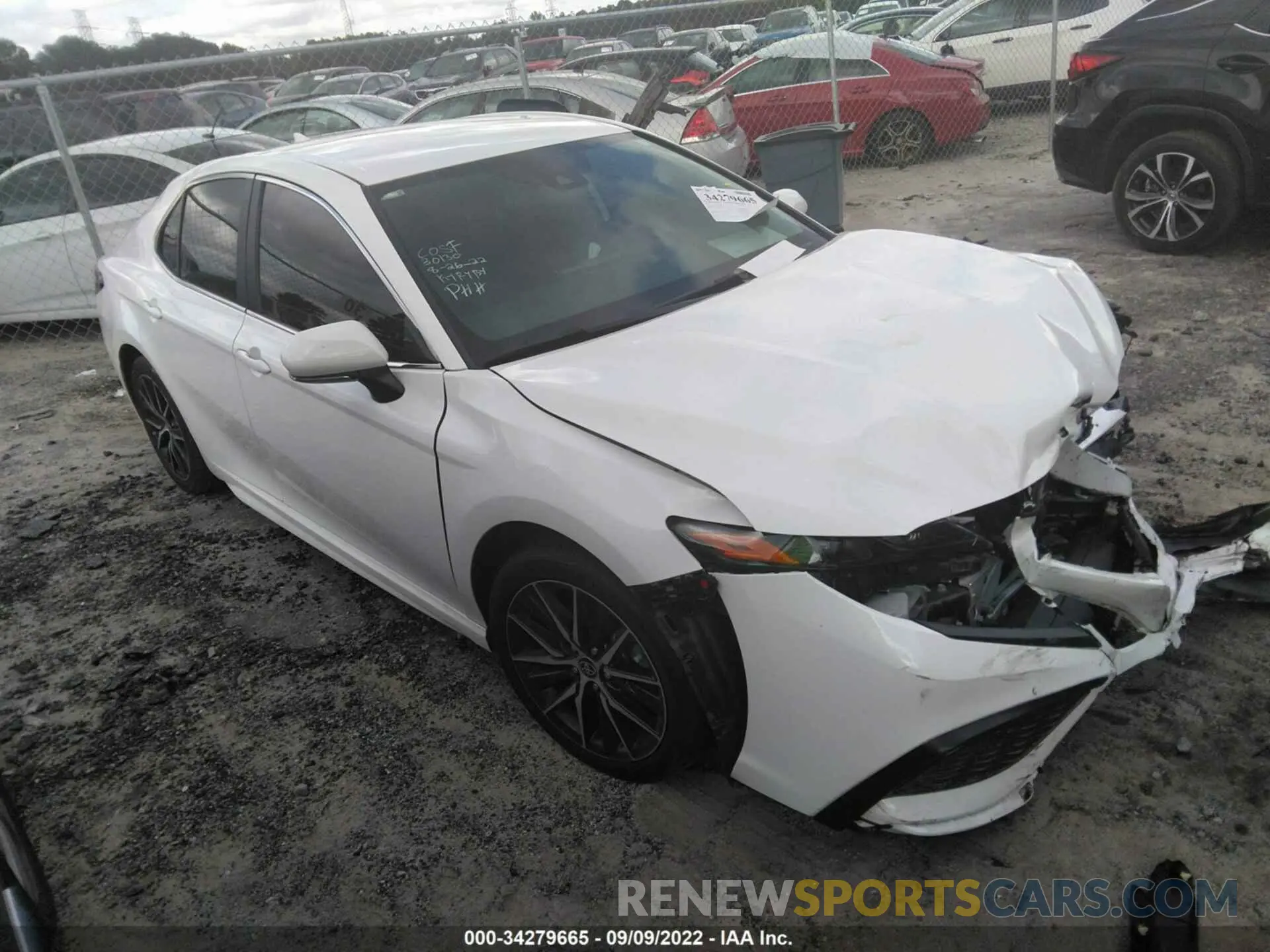 1 Фотография поврежденного автомобиля 4T1T11AK1MU529371 TOYOTA CAMRY 2021