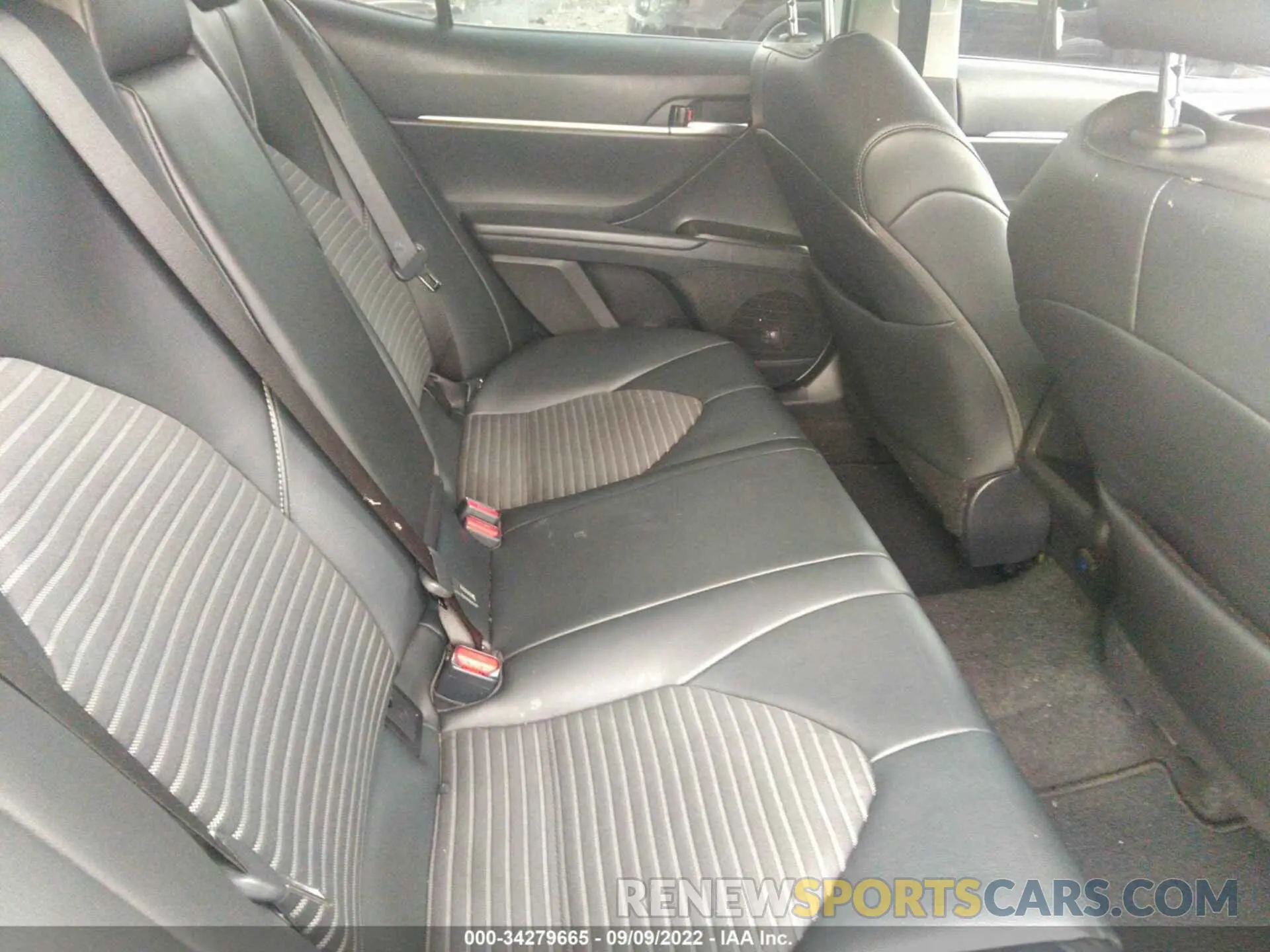 8 Фотография поврежденного автомобиля 4T1T11AK1MU529371 TOYOTA CAMRY 2021