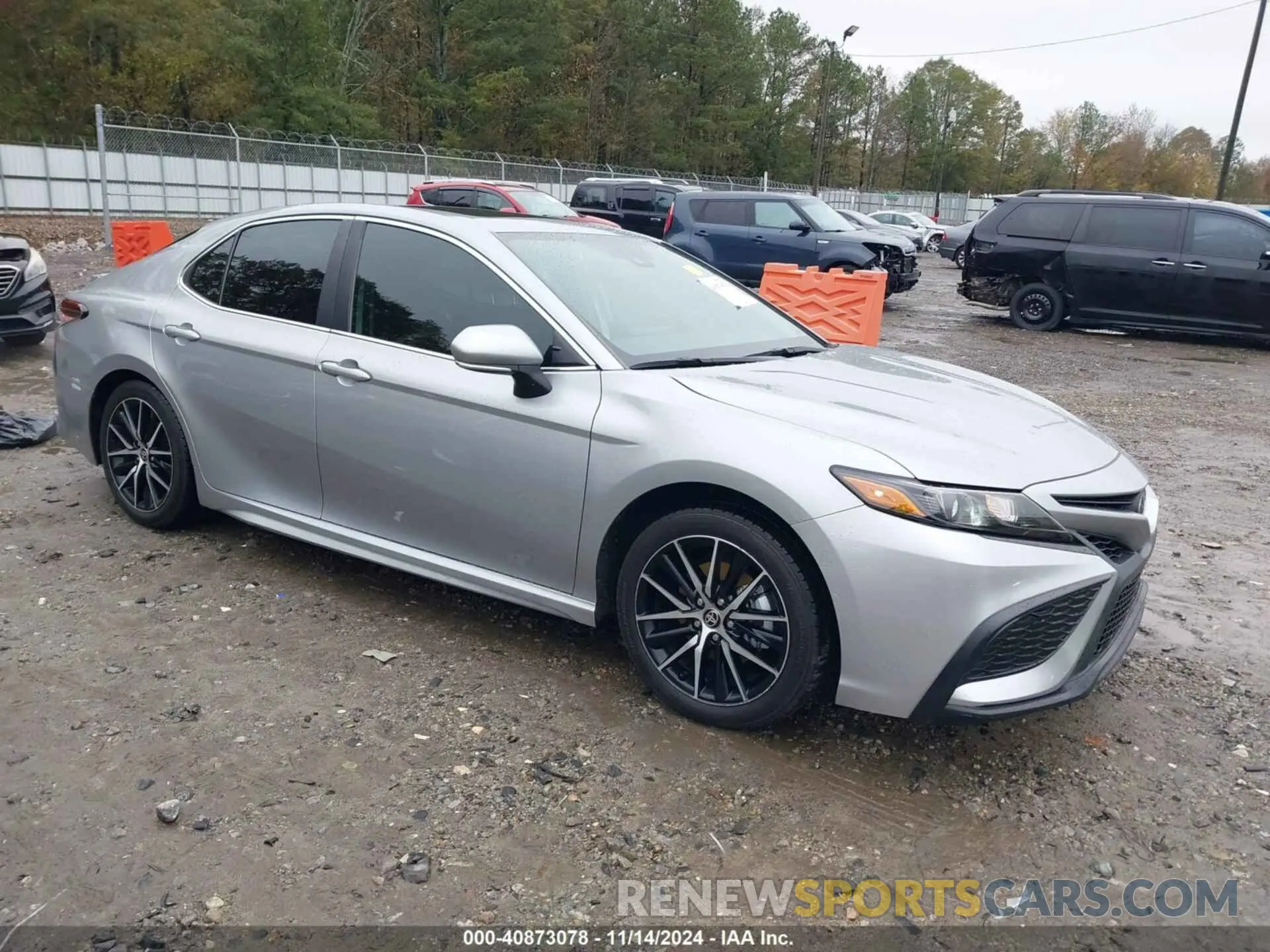 1 Photograph of a damaged car 4T1T11AK1MU540855 TOYOTA CAMRY 2021