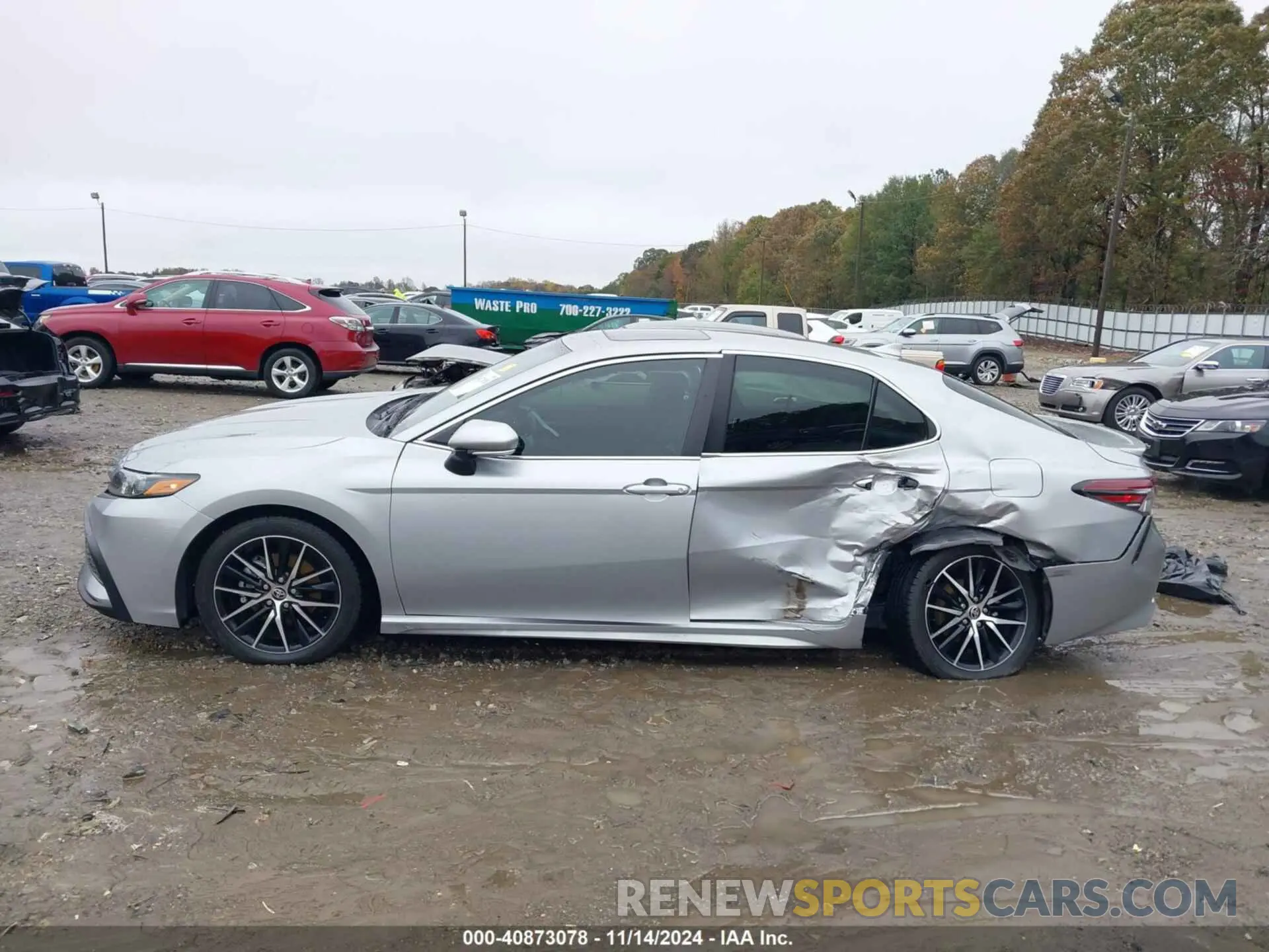 14 Photograph of a damaged car 4T1T11AK1MU540855 TOYOTA CAMRY 2021