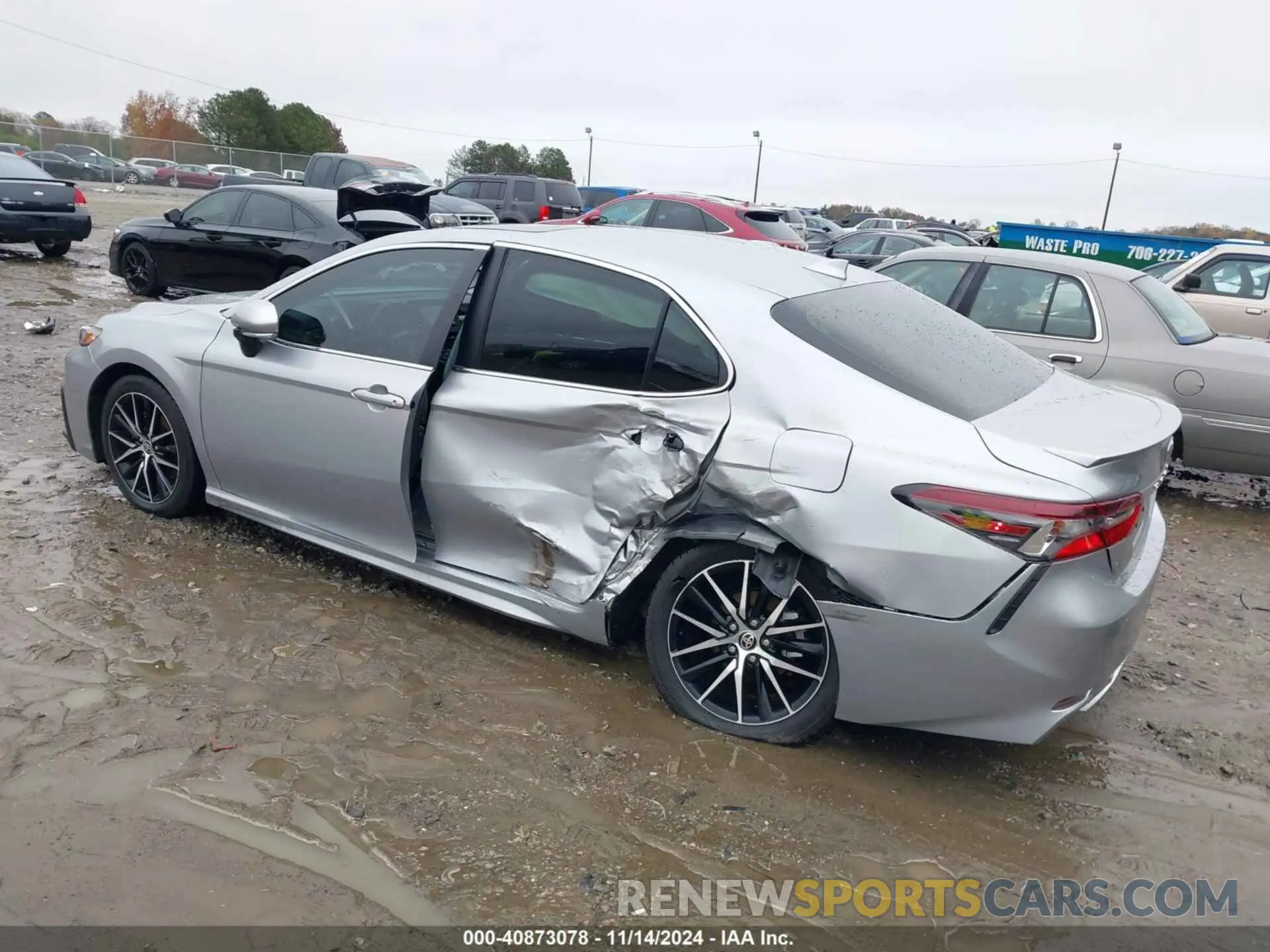 3 Photograph of a damaged car 4T1T11AK1MU540855 TOYOTA CAMRY 2021