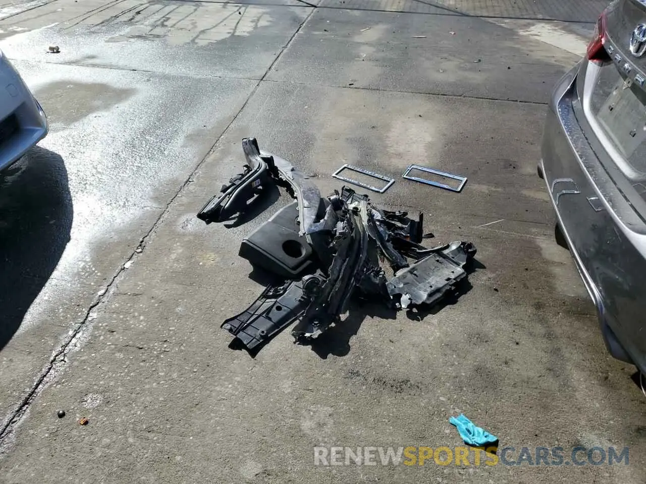 12 Photograph of a damaged car 4T1T11AK2MU531145 TOYOTA CAMRY 2021