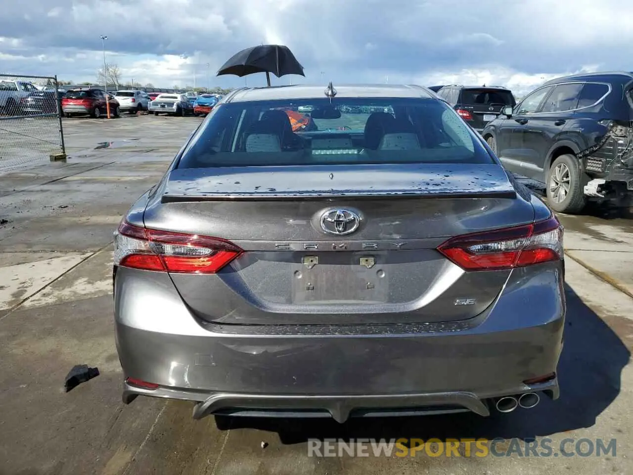 6 Photograph of a damaged car 4T1T11AK2MU531145 TOYOTA CAMRY 2021