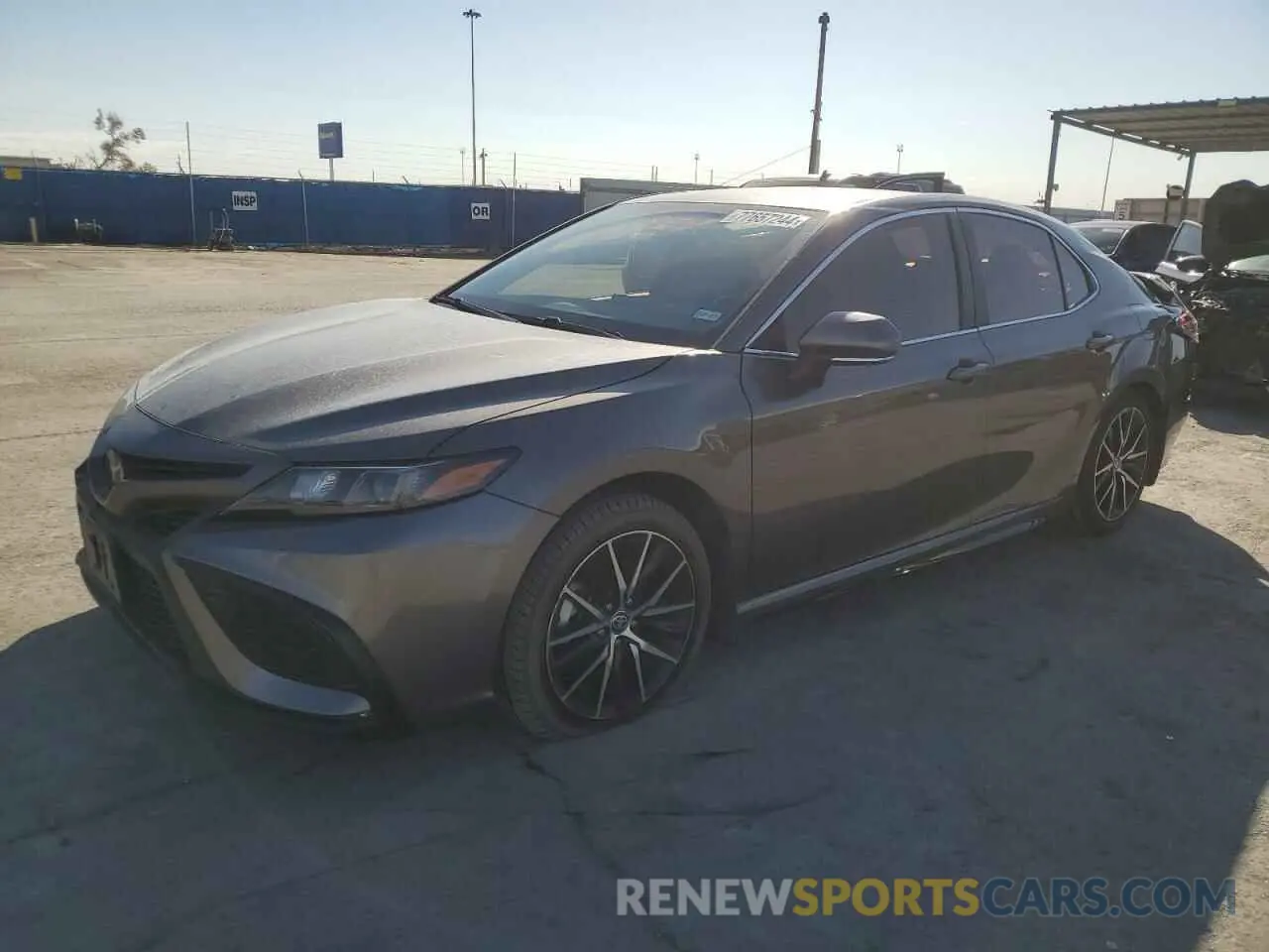 1 Фотография поврежденного автомобиля 4T1T11AK2MU551640 TOYOTA CAMRY 2021