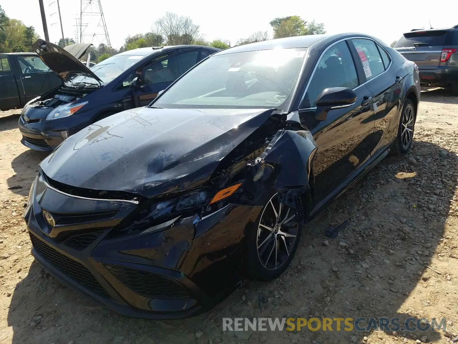 2 Photograph of a damaged car 4T1T11AK3MU535639 TOYOTA CAMRY 2021