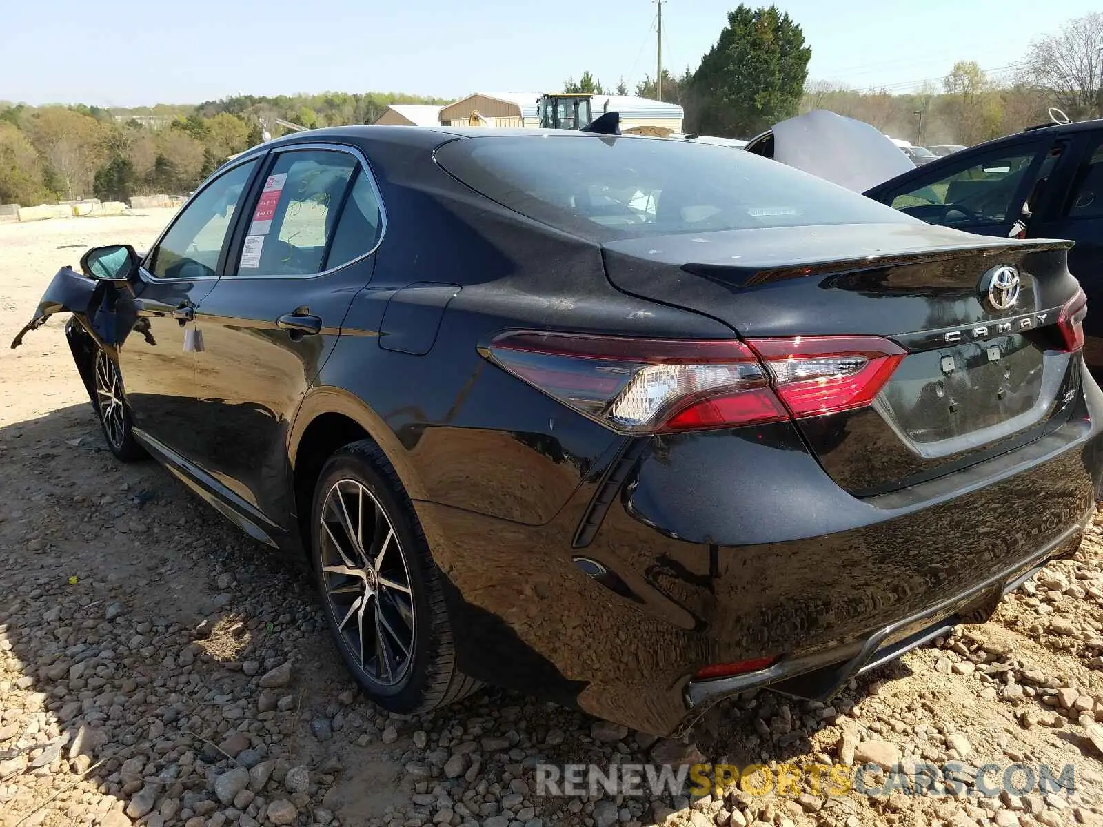 3 Photograph of a damaged car 4T1T11AK3MU535639 TOYOTA CAMRY 2021