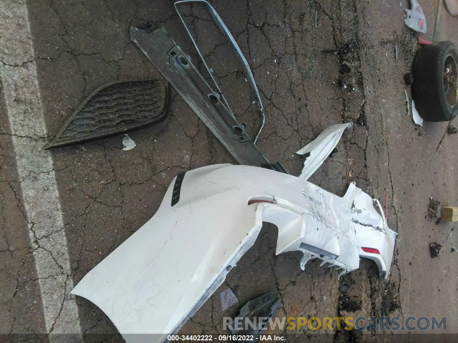 12 Фотография поврежденного автомобиля 4T1T11AK4MU430043 TOYOTA CAMRY 2021