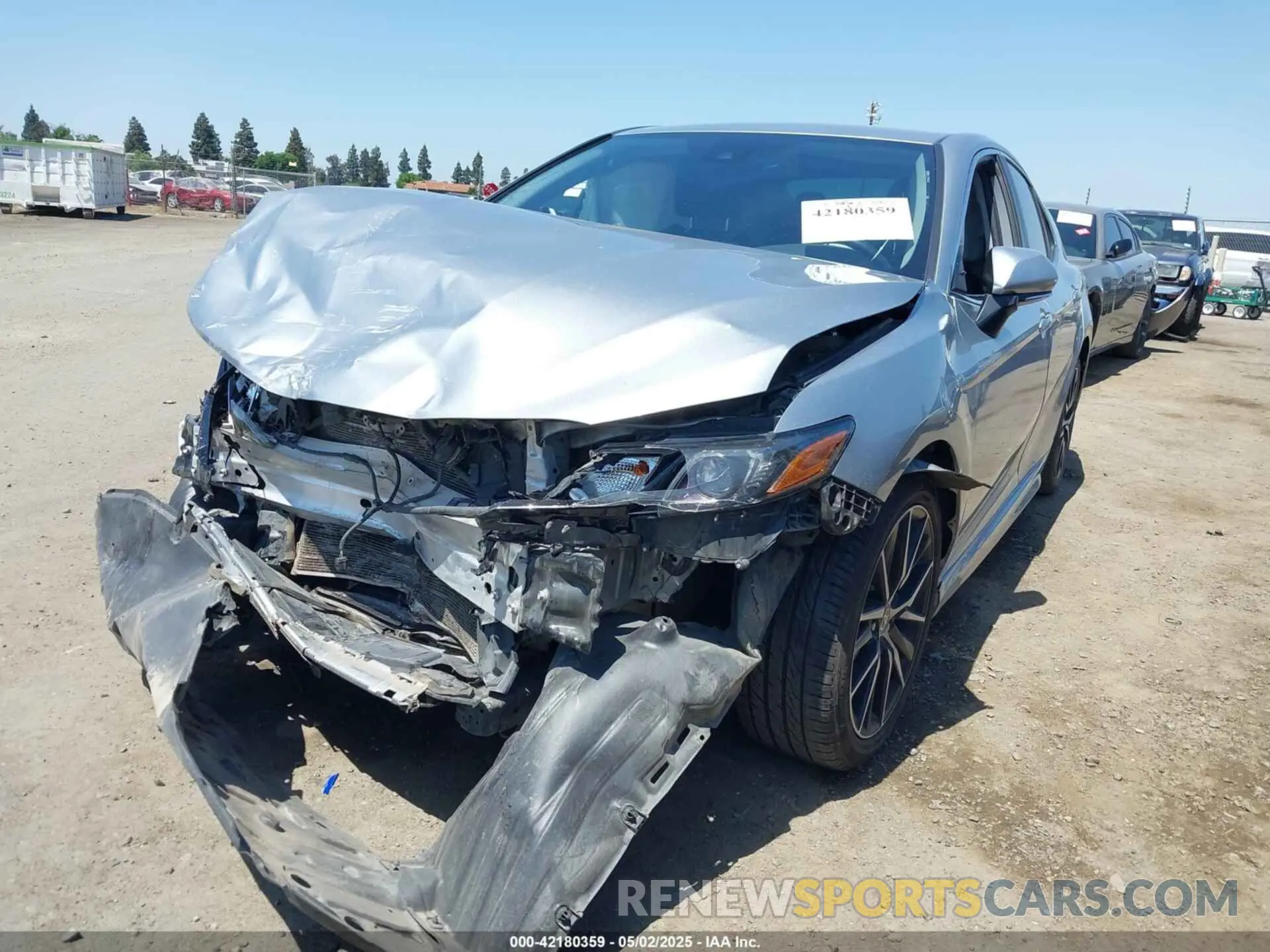 2 Photograph of a damaged car 4T1T11AK4MU532359 TOYOTA CAMRY 2021