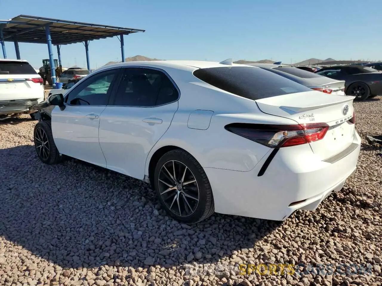 2 Фотография поврежденного автомобиля 4T1T11AK5MU486346 TOYOTA CAMRY 2021
