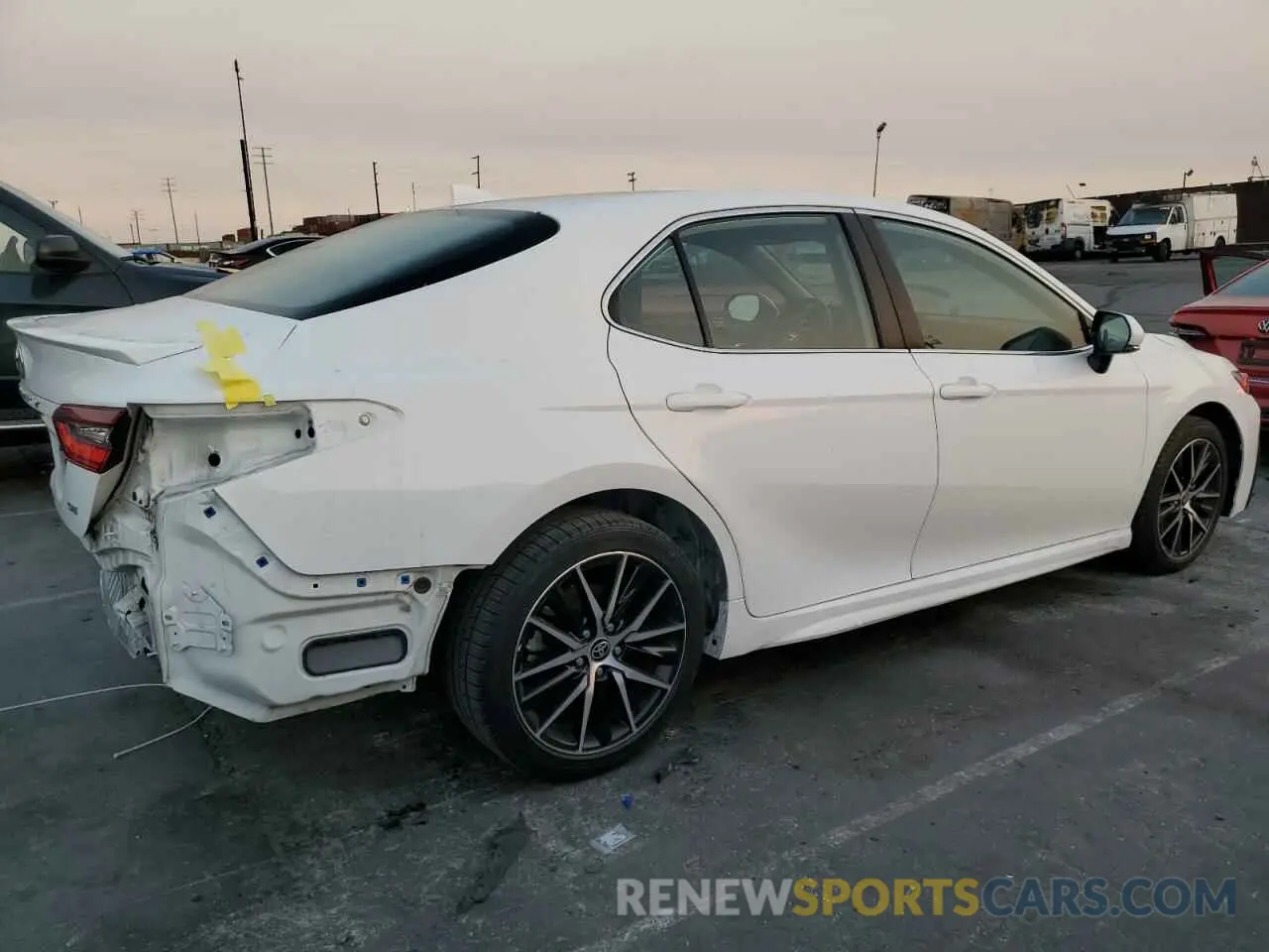 3 Photograph of a damaged car 4T1T11AK5MU558839 TOYOTA CAMRY 2021