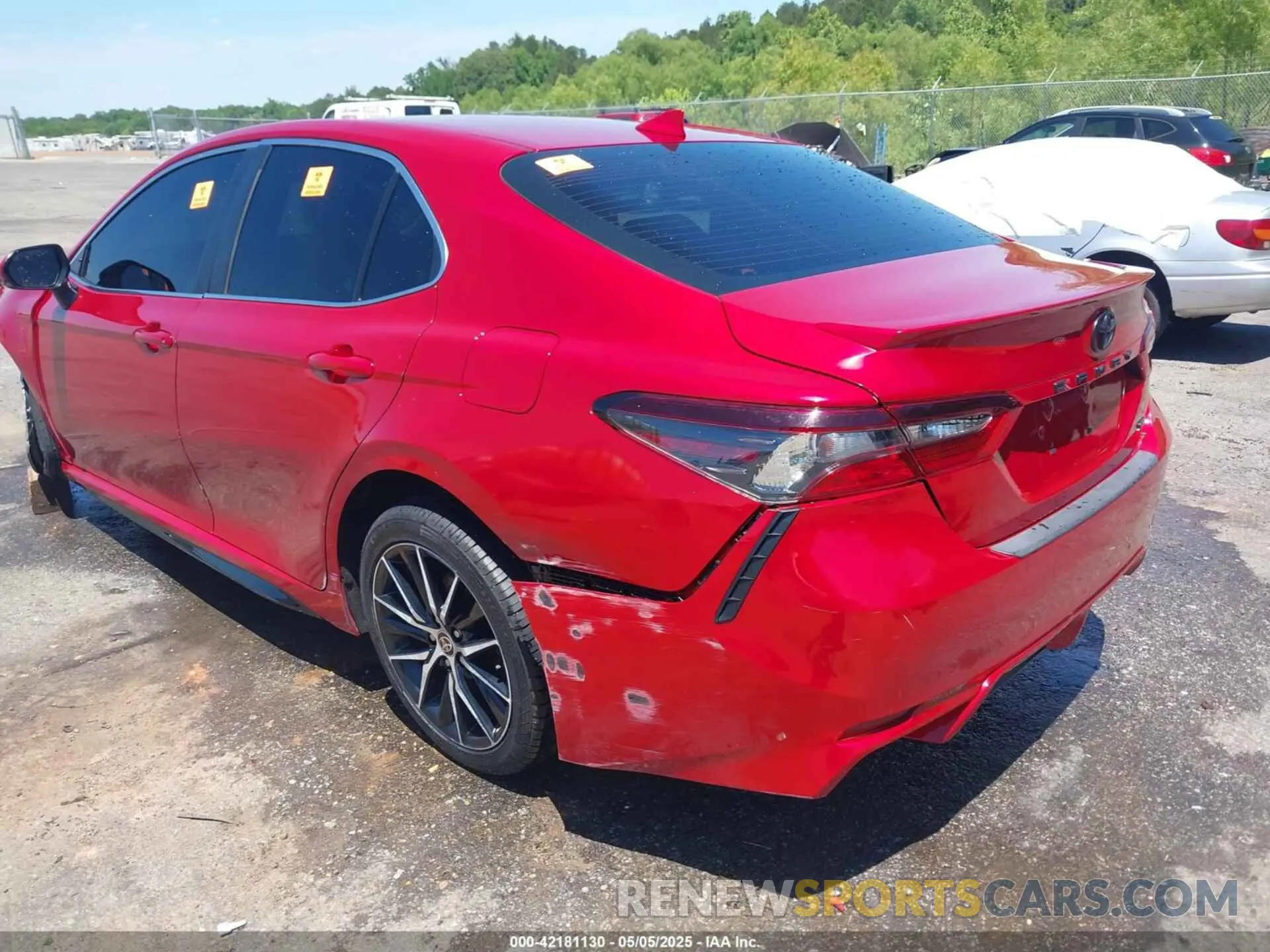 3 Photograph of a damaged car 4T1T11AK6MU438001 TOYOTA CAMRY 2021
