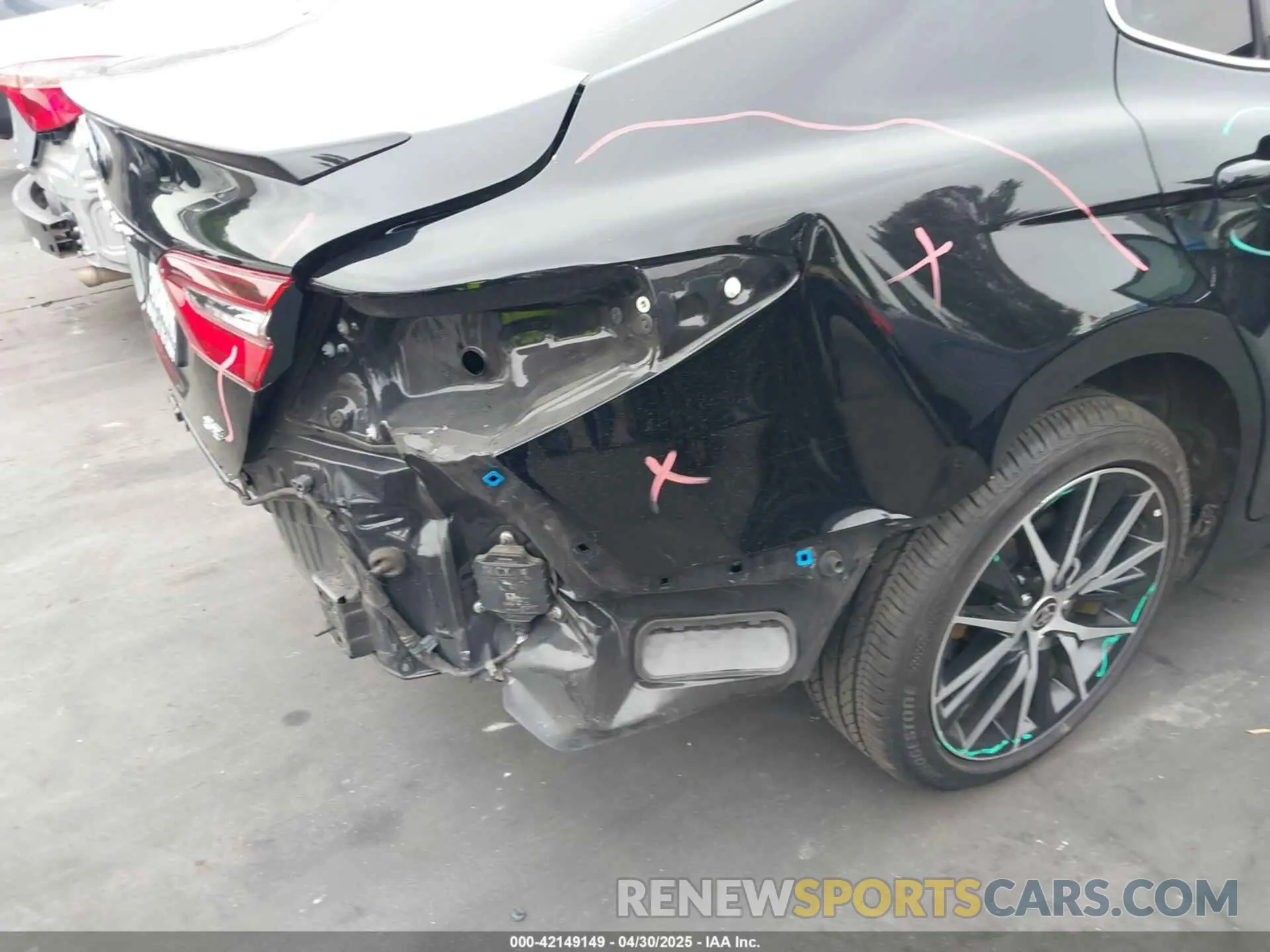 6 Photograph of a damaged car 4T1T11AK7MU546224 TOYOTA CAMRY 2021