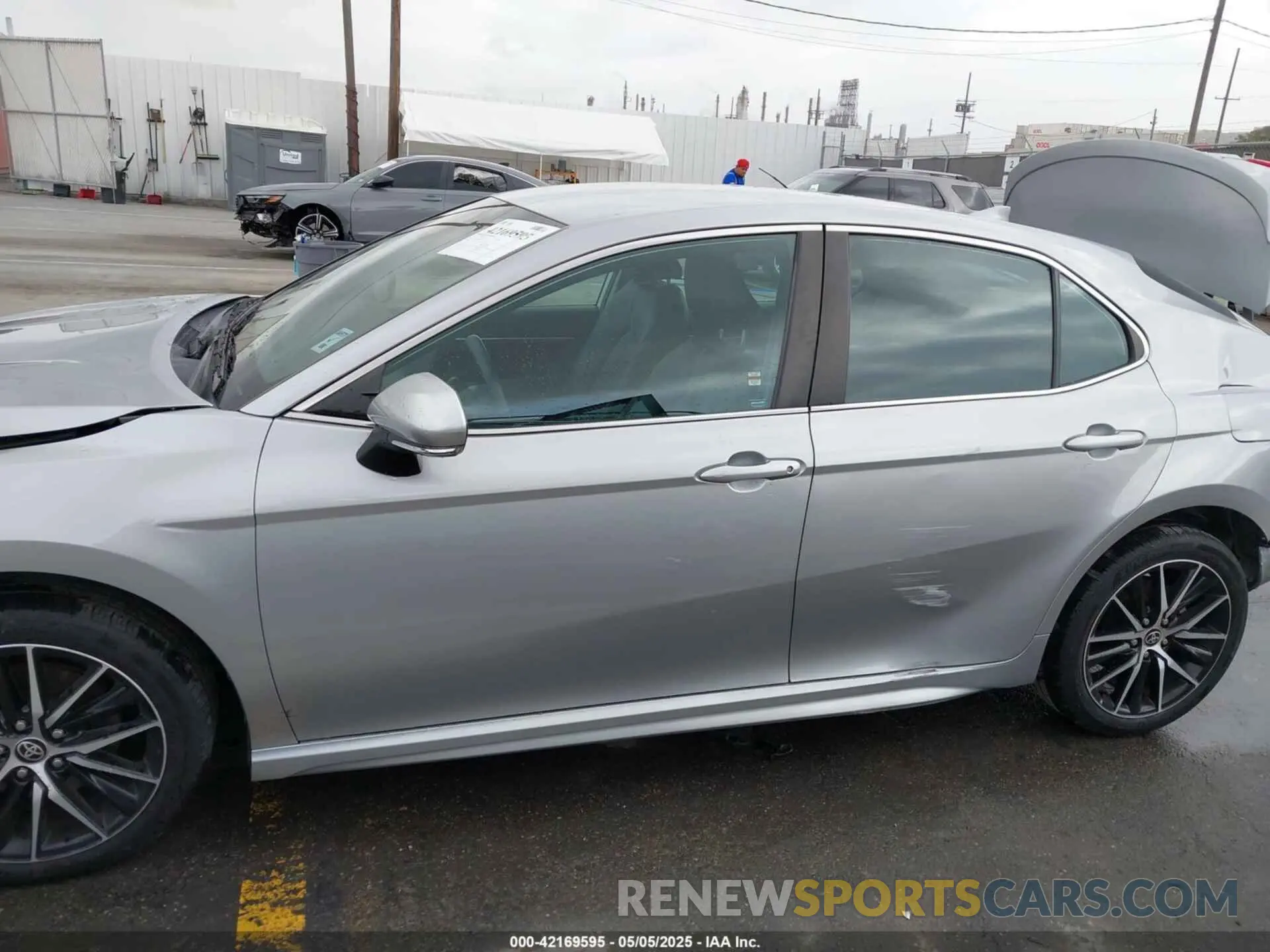 15 Фотография поврежденного автомобиля 4T1T11AK7MU563461 TOYOTA CAMRY 2021