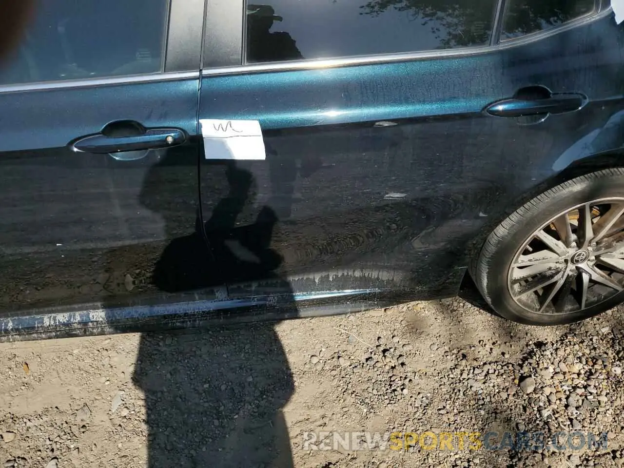 12 Photograph of a damaged car 4T1T11AK8MU434855 TOYOTA CAMRY 2021