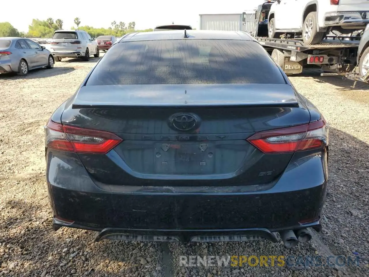 6 Photograph of a damaged car 4T1T11AK8MU434855 TOYOTA CAMRY 2021