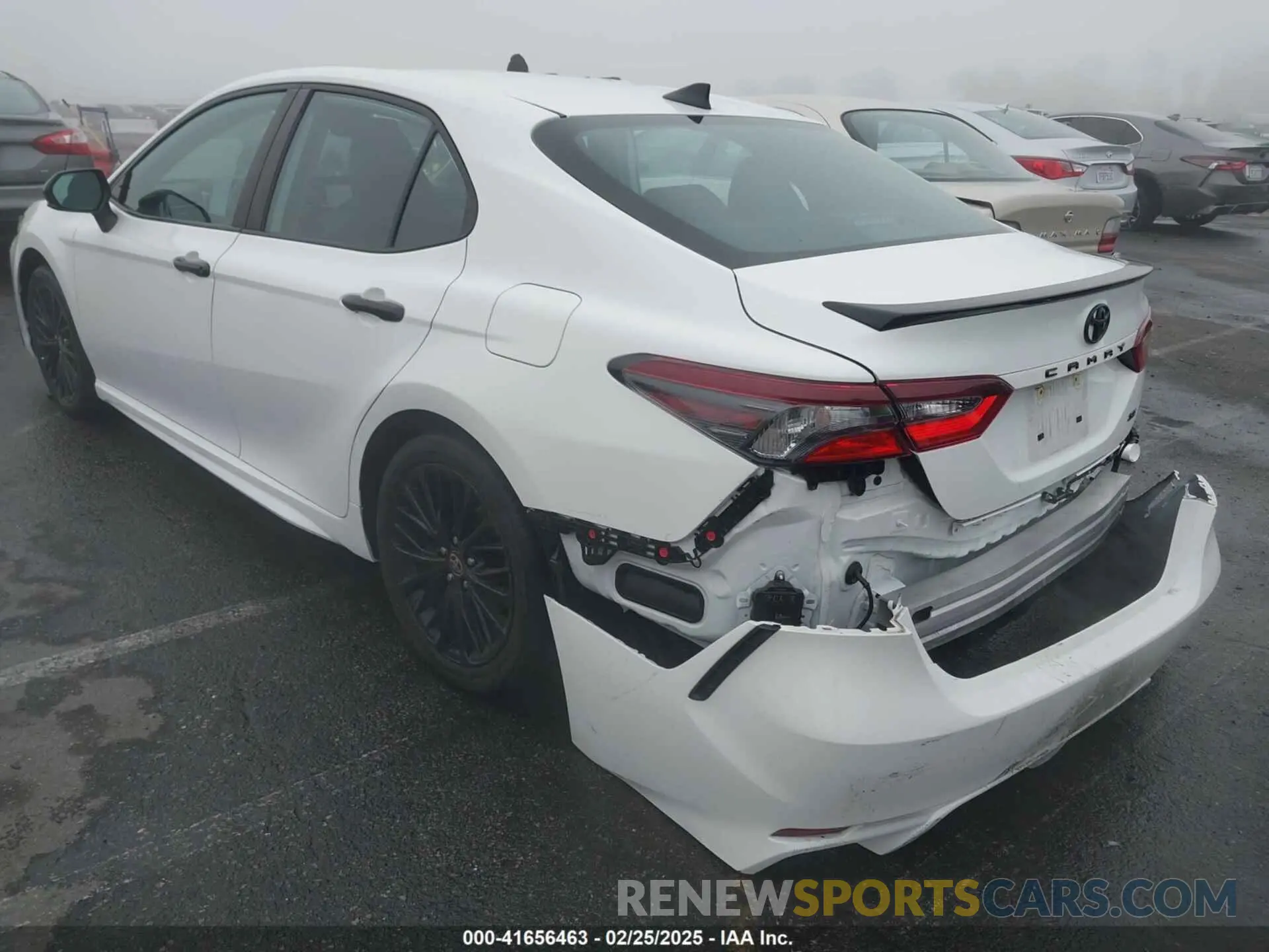 3 Photograph of a damaged car 4T1T11AK8MU443281 TOYOTA CAMRY 2021
