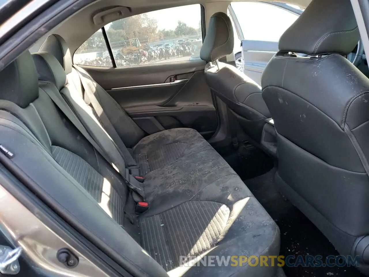 10 Фотография поврежденного автомобиля 4T1T11AK8MU486941 TOYOTA CAMRY 2021