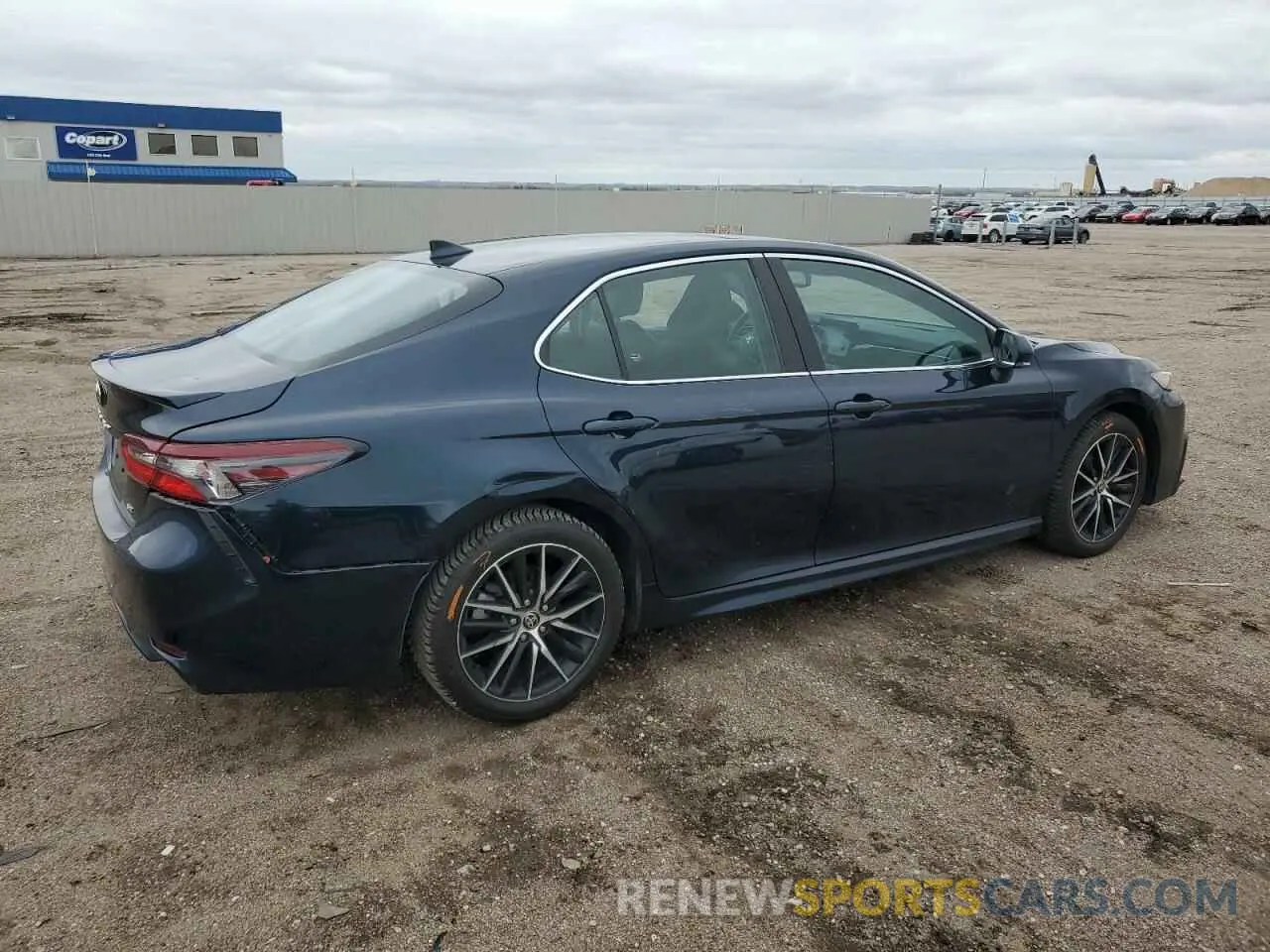 3 Фотография поврежденного автомобиля 4T1T11AK8MU554316 TOYOTA CAMRY 2021