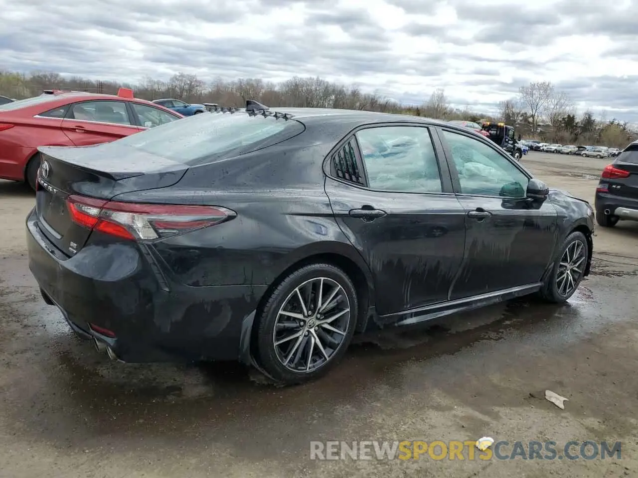 3 Фотография поврежденного автомобиля 4T1T11BK4MU024441 TOYOTA CAMRY 2021