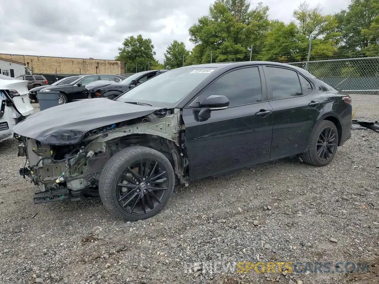 1 Фотография поврежденного автомобиля 4T1T11BK4MU040283 TOYOTA CAMRY 2021