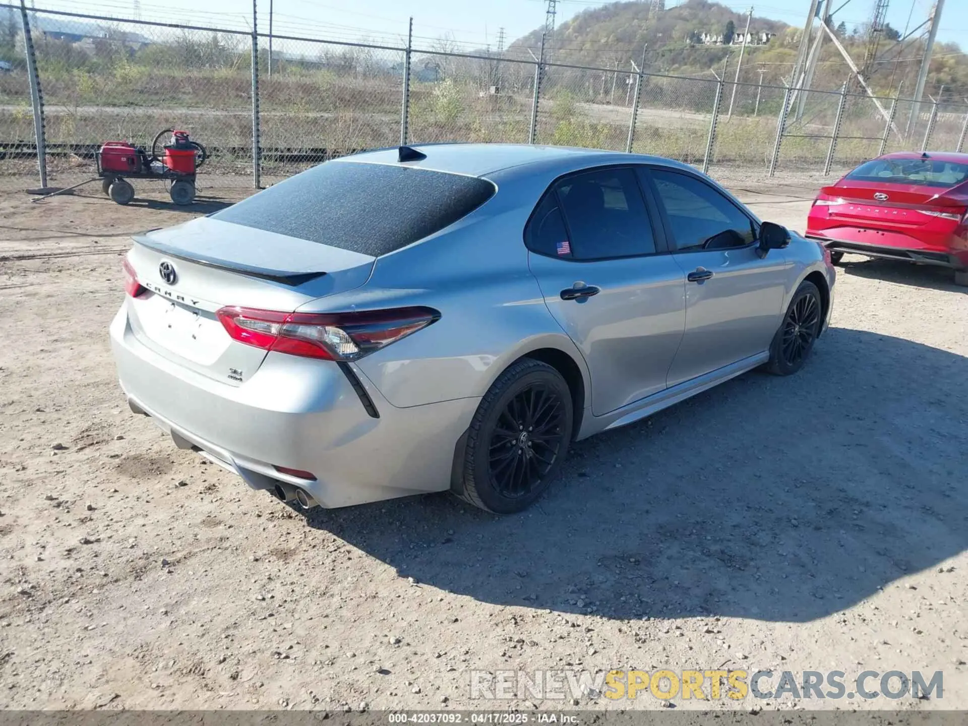 4 Фотография поврежденного автомобиля 4T1T11BK5MU028501 TOYOTA CAMRY 2021
