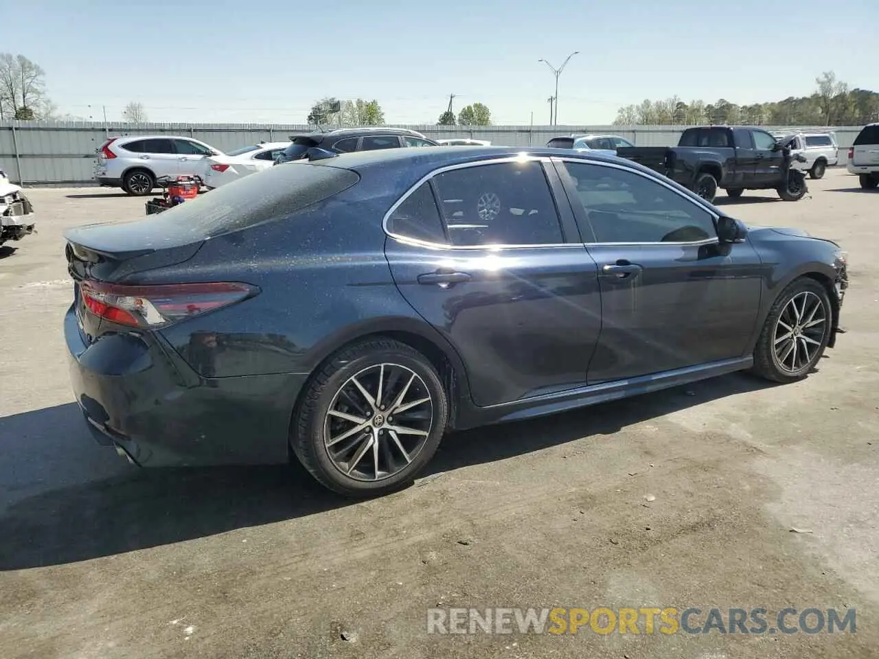 3 Photograph of a damaged car 4T1T11BK5MU045539 TOYOTA CAMRY 2021