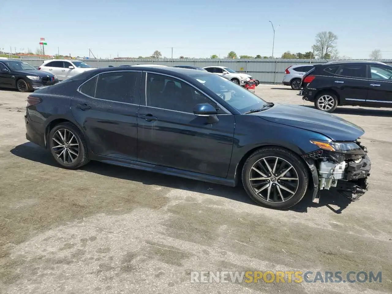 4 Photograph of a damaged car 4T1T11BK5MU045539 TOYOTA CAMRY 2021