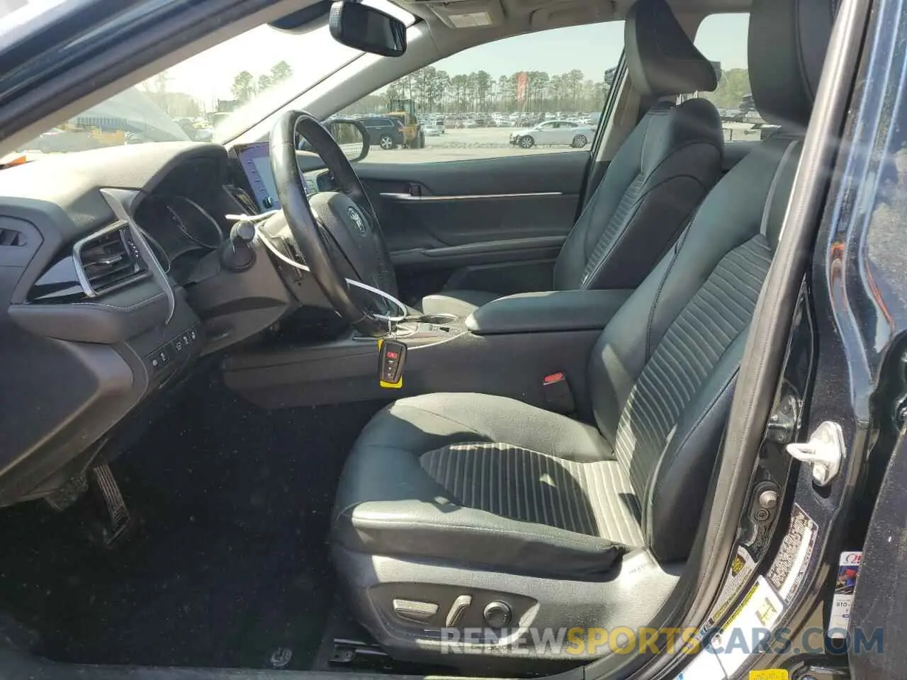 7 Photograph of a damaged car 4T1T11BK5MU045539 TOYOTA CAMRY 2021