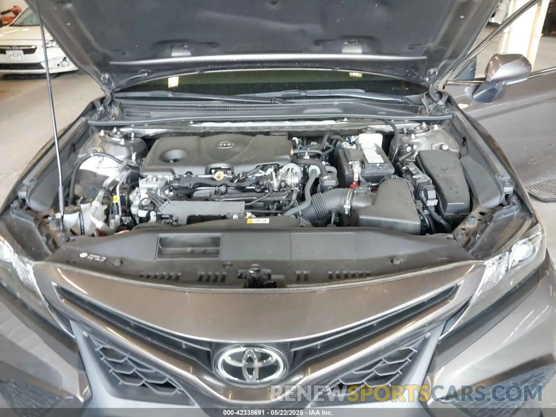 10 Photograph of a damaged car 4T1T11BK7MU044439 TOYOTA CAMRY 2021
