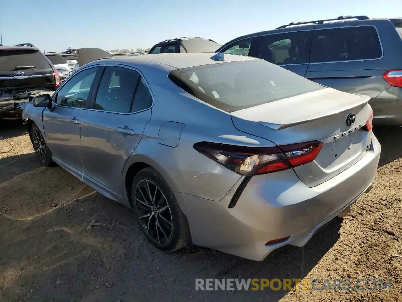 2 Photograph of a damaged car 4T1T11BKXMU031653 TOYOTA CAMRY 2021