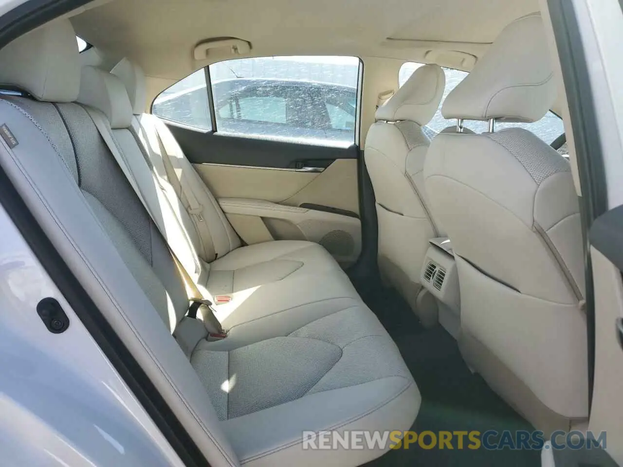 10 Фотография поврежденного автомобиля 4T1B21HK5NU017662 TOYOTA CAMRY 2022