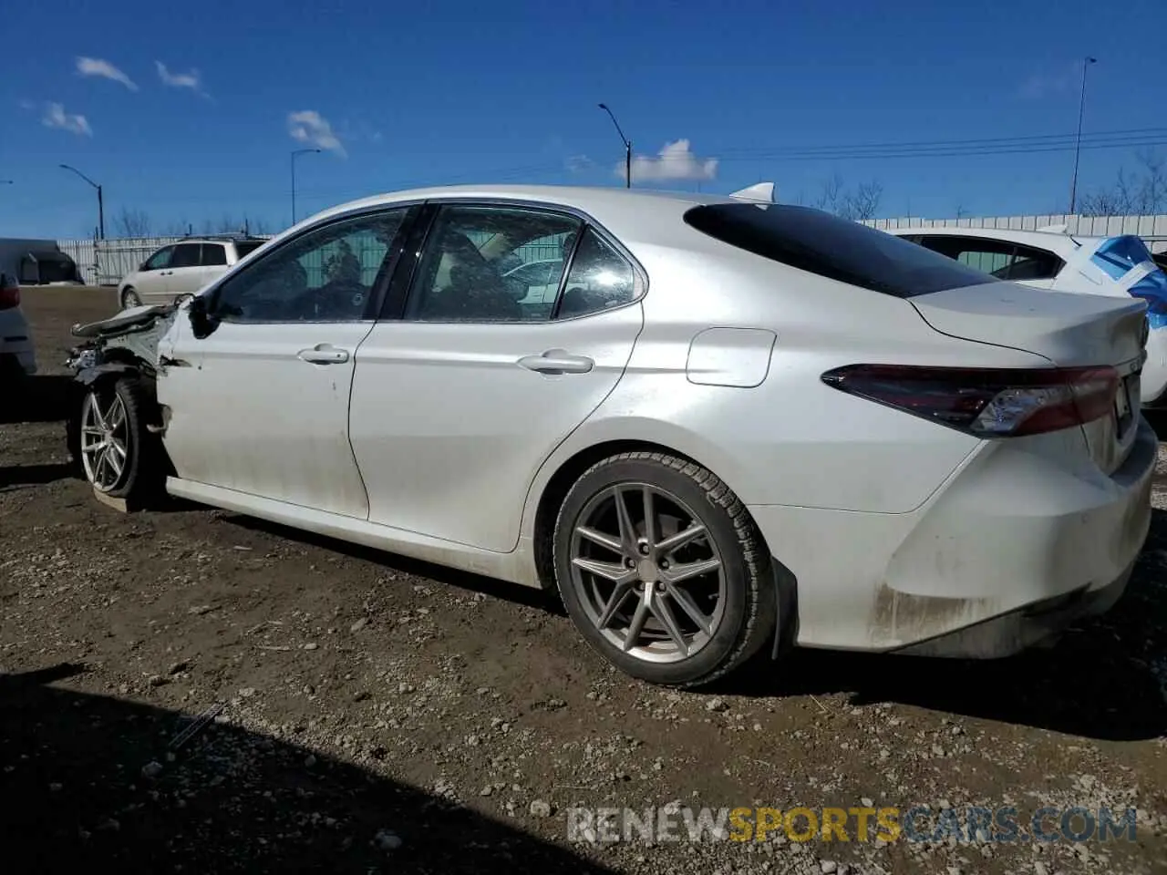2 Фотография поврежденного автомобиля 4T1B21HK5NU017662 TOYOTA CAMRY 2022