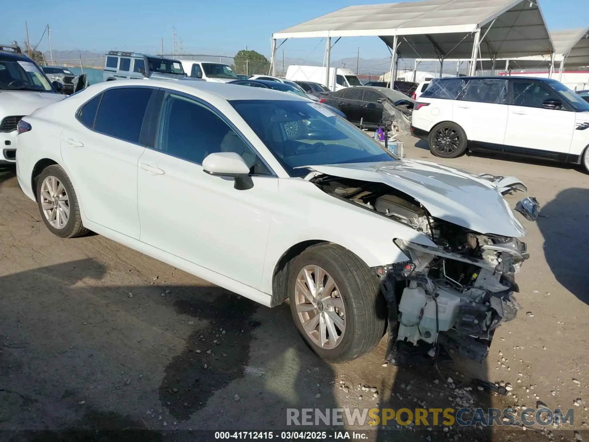 1 Фотография поврежденного автомобиля 4T1C11AK0NU054586 TOYOTA CAMRY 2022