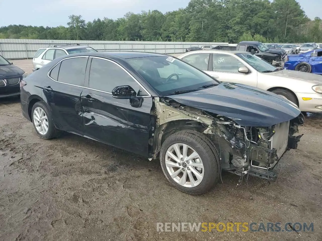 4 Photograph of a damaged car 4T1C11AK0NU659692 TOYOTA CAMRY 2022