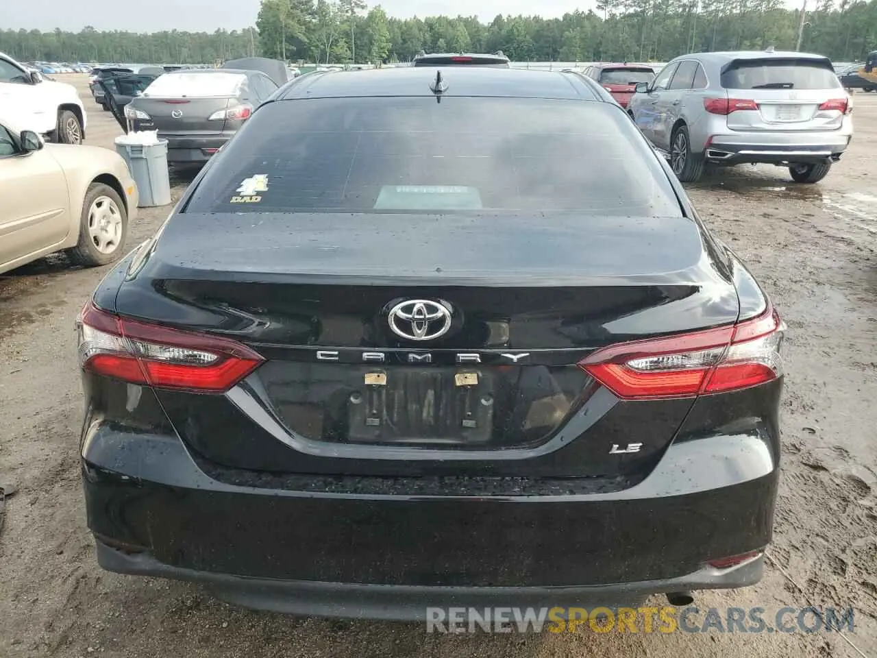 6 Photograph of a damaged car 4T1C11AK0NU659692 TOYOTA CAMRY 2022