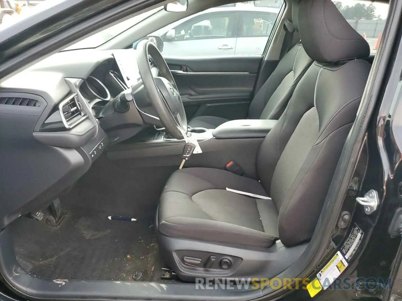 7 Photograph of a damaged car 4T1C11AK0NU659692 TOYOTA CAMRY 2022