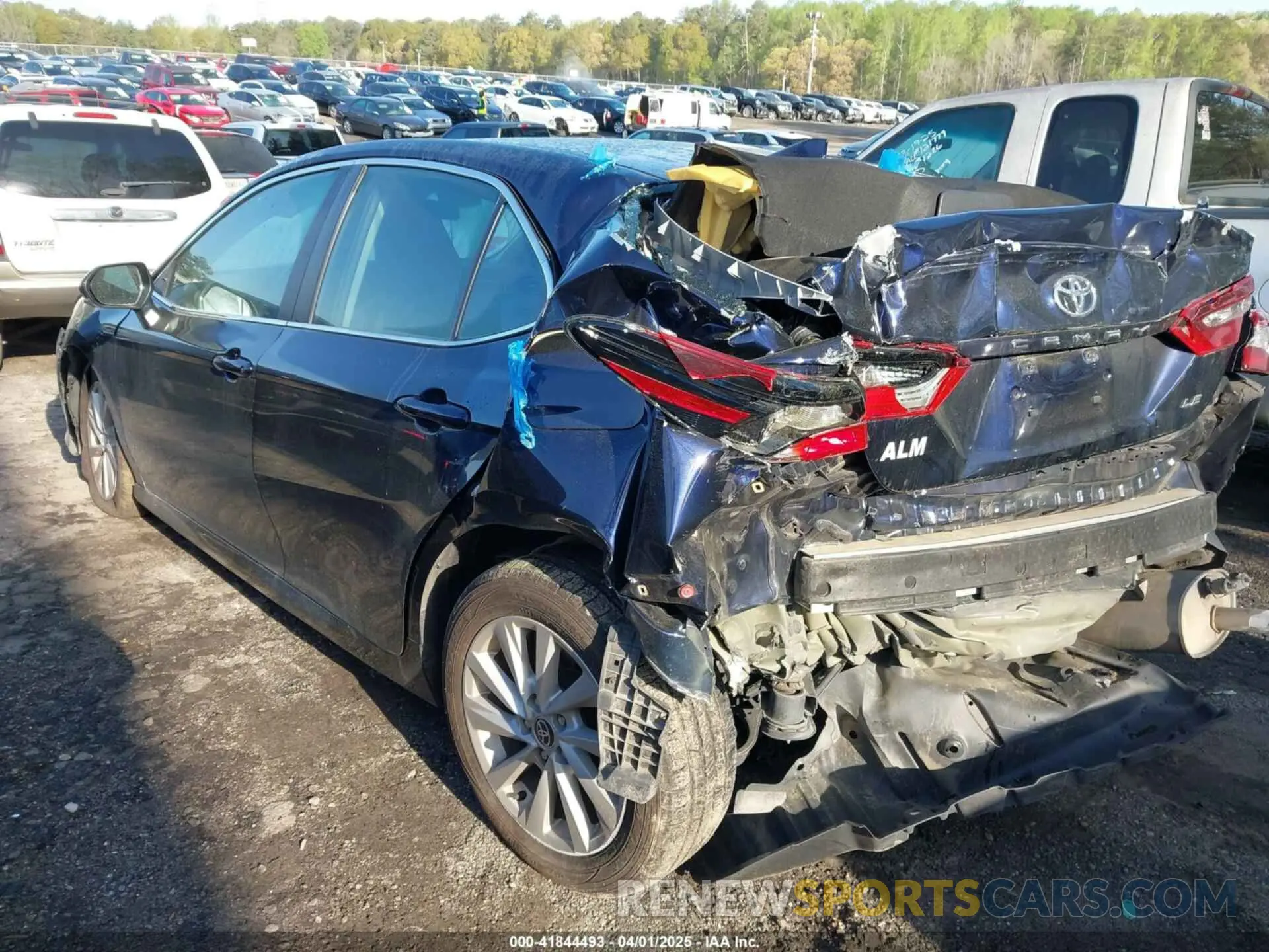 3 Фотография поврежденного автомобиля 4T1C11AK0NU674001 TOYOTA CAMRY 2022